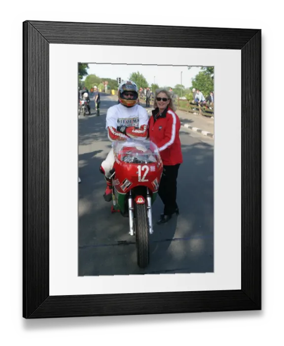 Framed Print : David & Pauline Hailwood (Ducati) 2003 Classic Lap Framed Print : David & Pauline Hailwood (Ducati) 2003 Classic Lap
