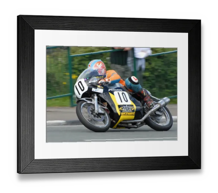 Framed Print : Roy Richardson (Honda) 2007 Junior Classic Manx Grand Prix Framed Print : Roy Richardson (Honda) 2007 Junior Classic Manx Grand Prix