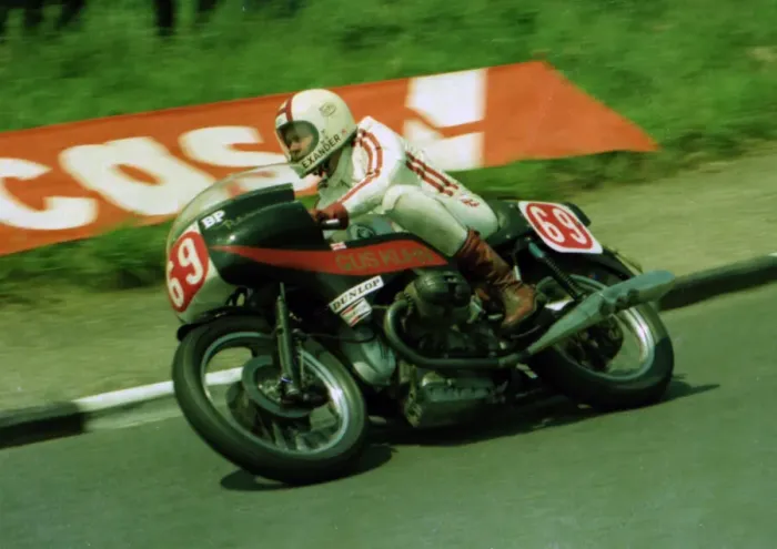 Framed Print : Abe Alexander (BMW) 1976 Production TT Framed Print : Abe Alexander (BMW) 1976 Production TT