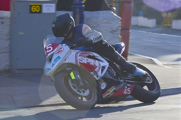 Adrian Harling (Kawasaki) 2014 Newcomers A Manx Grand Prix