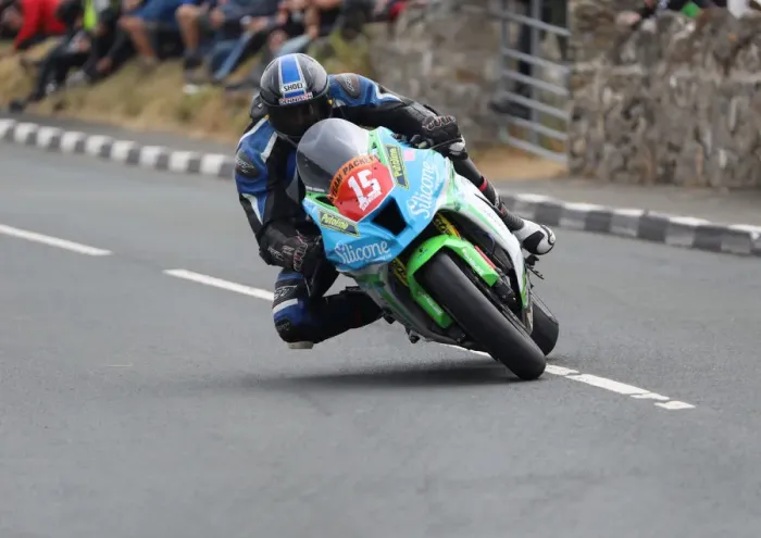 Framed Print : Adrian Harrison (Kawasaki) 2018 Southern 100 Framed Print : Adrian Harrison (Kawasaki) 2018 Southern 100