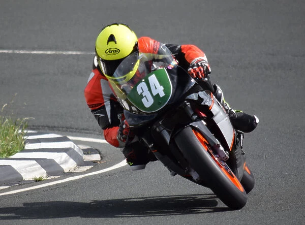 Adrian Morris (Yamaha) 2018 Lightweight Classic TT