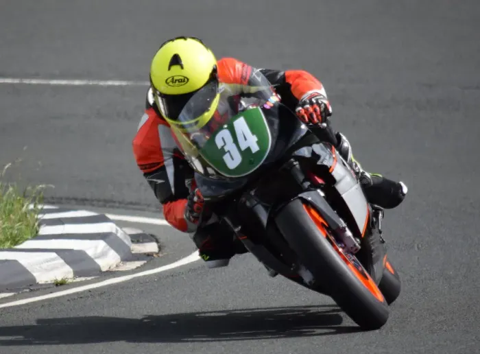 Framed Print : Adrian Morris (Yamaha) 2018 Lightweight Classic TT Framed Print : Adrian Morris (Yamaha) 2018 Lightweight Classic TT