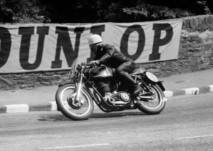 Framed Print : Bill Aislabie (AJS) 1955 Junior TT Framed Print : Bill Aislabie (AJS) 1955 Junior TT