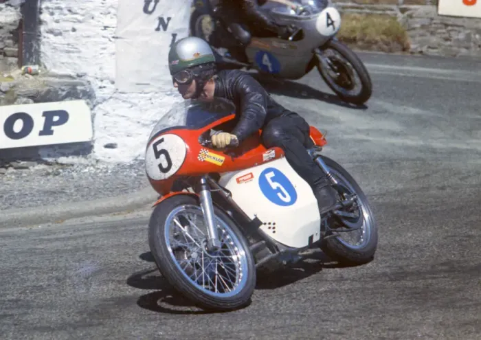 Framed Print : Alan Barnett (Kirby Metisse) 1969 Junior TT