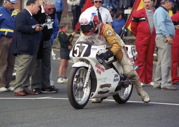 Framed Print : Alan Bud Jackson (Honda) 1990 Ultra Lightweight TT Framed Print : Alan Bud Jackson (Honda) 1990 Ultra Lightweight TT
