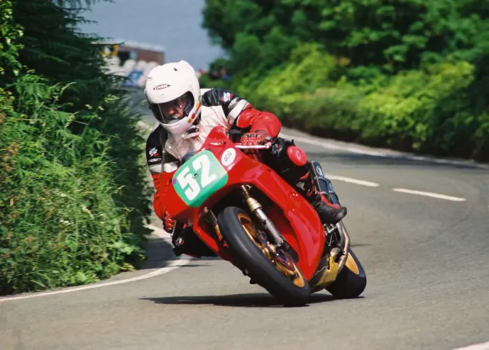 Framed Print : Alan Bud Jackson (Honda) 2004 Lightweight 400 TT Framed Print : Alan Bud Jackson (Honda) 2004 Lightweight 400 TT