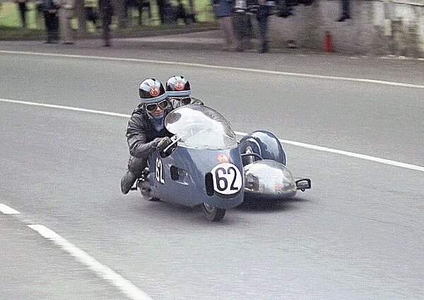 Alan Butler & Colin Jewsbury (Triumph) 1966 Sidecar TT