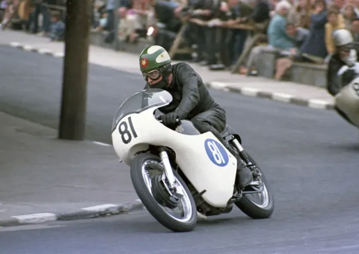 Framed Print : Alan Capstick (AJS) 1968 Junior TT Framed Print : Alan Capstick (AJS) 1968 Junior TT