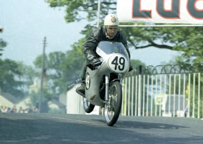 Framed Print : Alan Chadwick (Ducati) 1967 Ultra Lightweight TT Framed Print : Alan Chadwick (Ducati) 1967 Ultra Lightweight TT