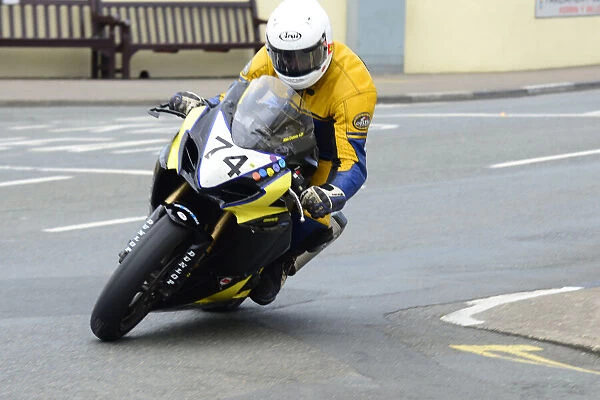 Alan Connor (Suzuki) 2014 Senior TT