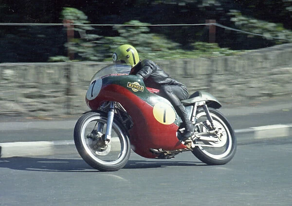 Alan Dickinson (Matchless) 1972 Senior Manx Grand Prix