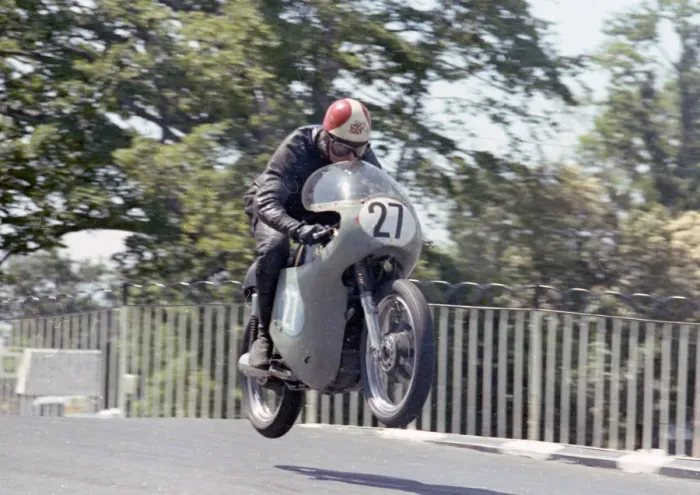 Framed Print : Alan Hunter (AJS) 1965 Junior TT Framed Print : Alan Hunter (AJS) 1965 Junior TT