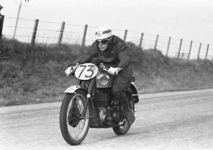 Framed Print : Alan Kipper Killip (BSA) 1955 Southern 100 Framed Print : Alan Kipper Killip (BSA) 1955 Southern 100