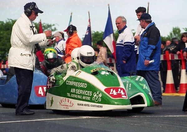 Alan Langton & Jamie Scarffe (YZF Yamaha) 2000 Sidecar TT