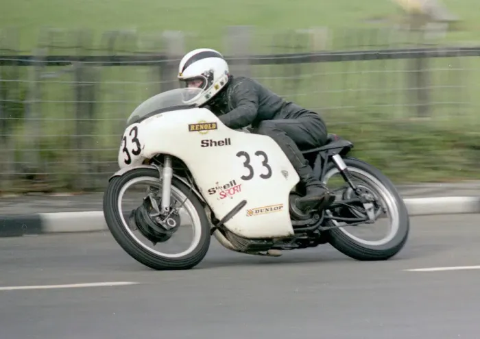 Framed Print : Alan Lawton (Norton) 1964 Senior Classic Manx Grand Prix Framed Print : Alan Lawton (Norton) 1964 Senior Classic Manx Grand Prix