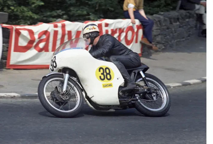 Framed Print : Alan Lawton (Norton) at Quarter Bridge 1970 Senior TT Framed Print : Alan Lawton (Norton) at Quarter Bridge 1970 Senior TT