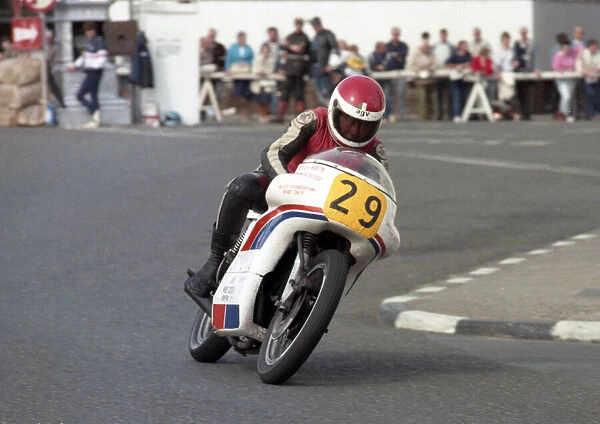 Alan Phillips (Norton) 1986 Senior Manx Grand Prix