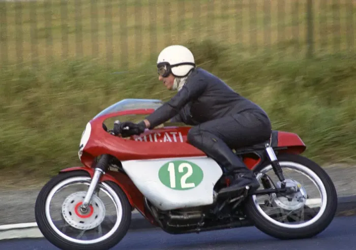 Framed Print : Alan Rawlinson (Ducati) 1970 Lightweight Manx Grand Prix Framed Print : Alan Rawlinson (Ducati) 1970 Lightweight Manx Grand Prix
