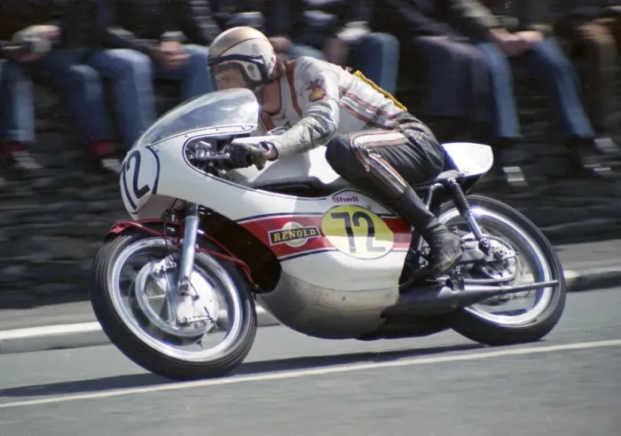 Framed Print : Alan Rogers (Yamaha) 1974 Senior TT Framed Print : Alan Rogers (Yamaha) 1974 Senior TT