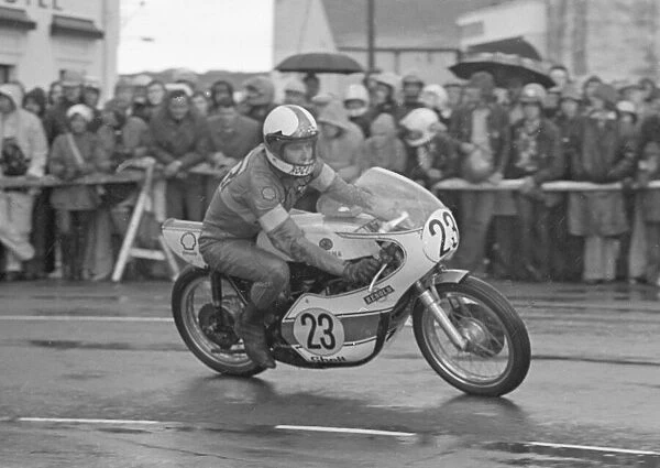 Alan Rogers (Yamaha) 1975 Senior TT