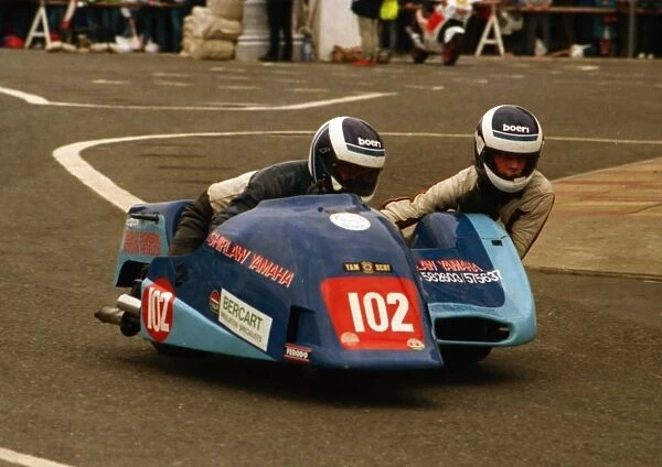 Alan Shand & Neil Miller (Ireson Yamaha) 1988 Sidecar TT