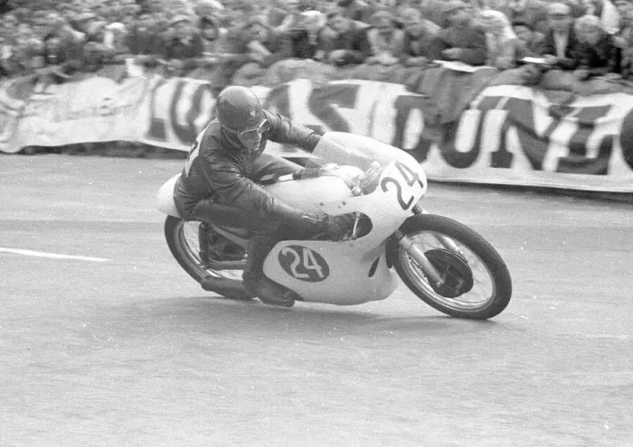 Framed Print : Alan Shepherd (GMS) 1960 Lightweight TT Framed Print : Alan Shepherd (GMS) 1960 Lightweight TT
