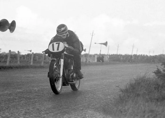 Framed Print : Alan Trow (Norton) 1956 Senior Ulster Grand Prix Framed Print : Alan Trow (Norton) 1956 Senior Ulster Grand Prix