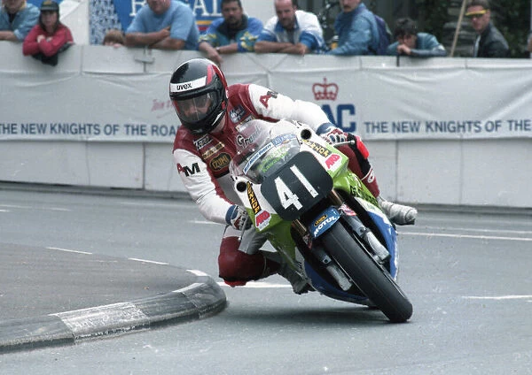 Alan Warner (Kawasaki) 1992 Supersport 400 TT