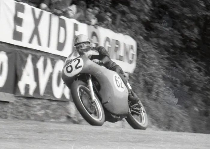 Framed Print : Alberto Pagani (Norton) 1960 Senior TT Framed Print : Alberto Pagani (Norton) 1960 Senior TT