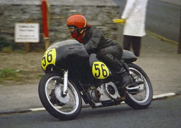 Alec Swallow (Velocette) 1976 Senior Manx Grand Prix