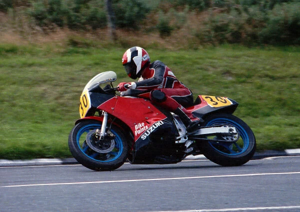 Alex Aiken (Suzuki) 1990 Senior Manx Grand Prix
