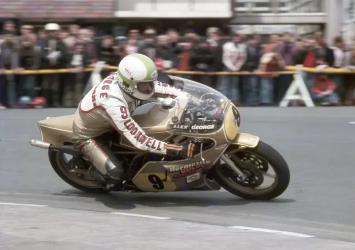 Framed Print : Alex George (Suzuki) 1979 Senior TT Framed Print : Alex George (Suzuki) 1979 Senior TT