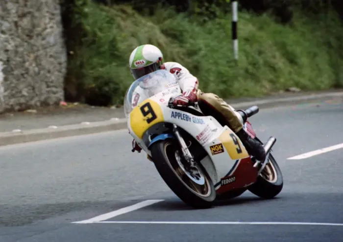 Framed Print : Alex George (Suzuki) 1981 Senior TT Framed Print : Alex George (Suzuki) 1981 Senior TT