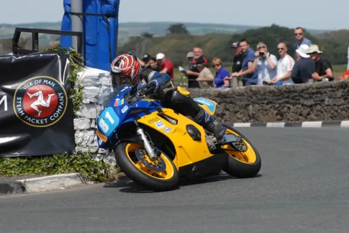 Framed Print : Alistair Howarth (Yamaha) 2011 Southern 100 Framed Print : Alistair Howarth (Yamaha) 2011 Southern 100