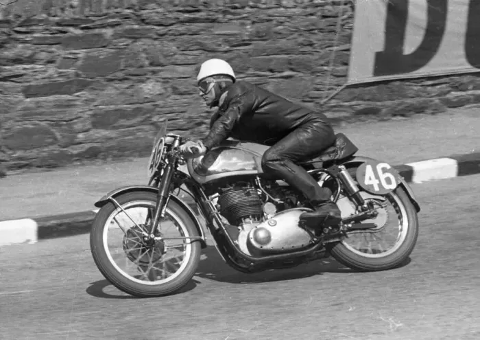 Framed Print : Alistair King (BSA) 1954 Senior Clubman TT Framed Print : Alistair King (BSA) 1954 Senior Clubman TT