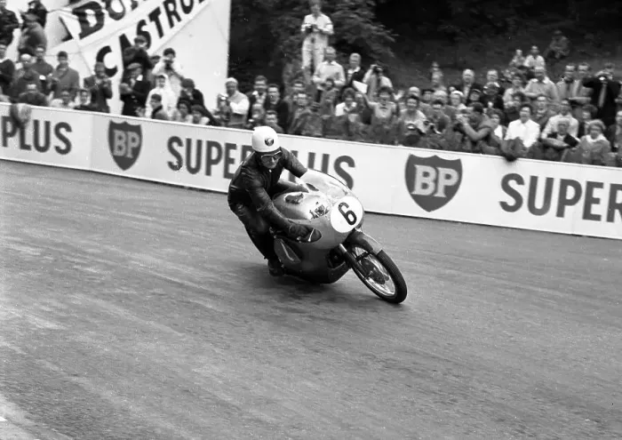 Framed Print : Alistair King Suzuki 1961 Lightweight TT