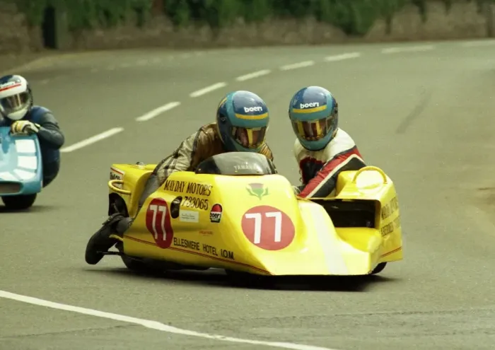Framed Print : Alistair Lewis & William Annandale (Yamaha) 1988 Sidecar TT Framed Print : Alistair Lewis & William Annandale (Yamaha) 1988 Sidecar TT