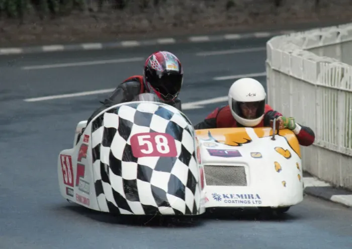 Framed Print : Allan Schofield & Andrew Thornton (Yamaha) 1996 Sidecar TT Framed Print : Allan Schofield & Andrew Thornton (Yamaha) 1996 Sidecar TT