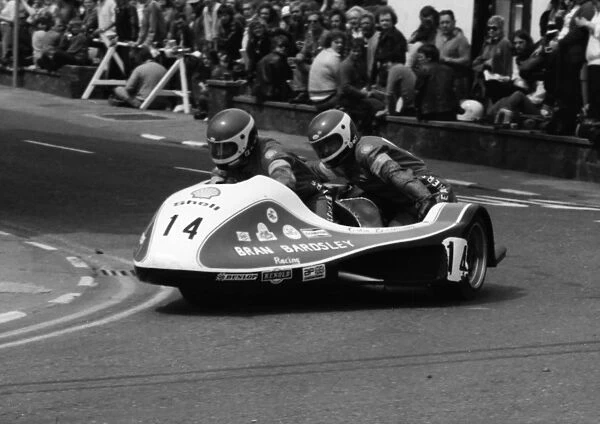 Allan Steele & Colin Bairnson (Bardsley Yamaha) 1980 Sidecar TT