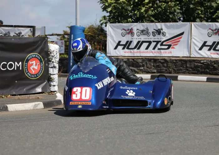 Framed Print : Allan Warner & Ian Tennant (Ireson Suzuki) 2019 Southern 100 Framed Print : Allan Warner & Ian Tennant (Ireson Suzuki) 2019 Southern 100