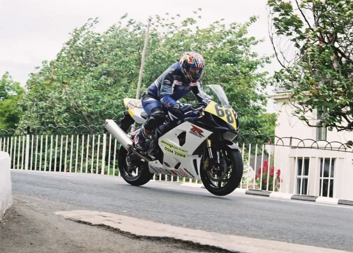 Framed Print : Andrew Jackson (Suzuki) 2004 Senior TT Framed Print : Andrew Jackson (Suzuki) 2004 Senior TT