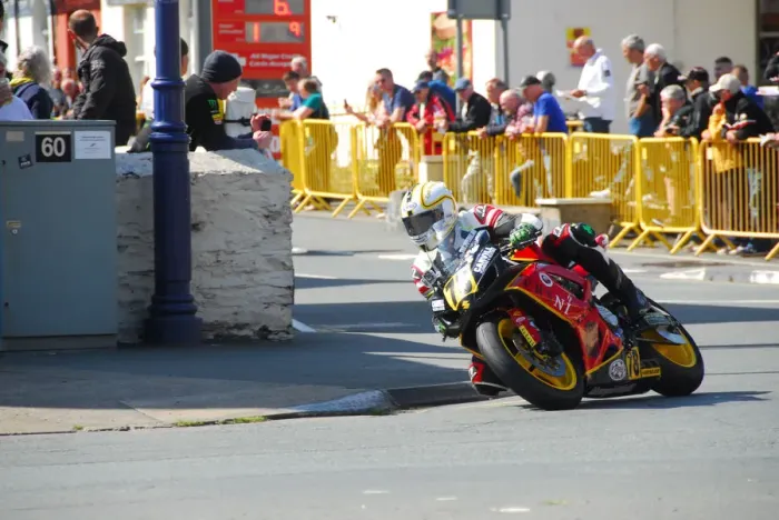 Framed Print : Andrew McAllister (Suzuki) 2018 Senior Manx Grand Prix Framed Print : Andrew McAllister (Suzuki) 2018 Senior Manx Grand Prix