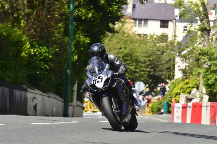 Framed Print : Andrew Soar (Suzuki) 2015 Superbike TT Framed Print : Andrew Soar (Suzuki) 2015 Superbike TT