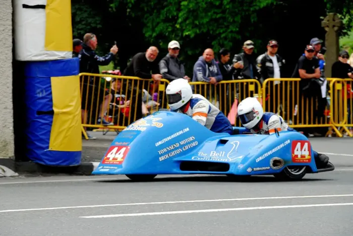 Framed Print : Andy King & Alun Thomas (Lumley / Ireson) 2018 Sidecar TT Framed Print : Andy King & Alun Thomas (Lumley / Ireson) 2018 Sidecar TT