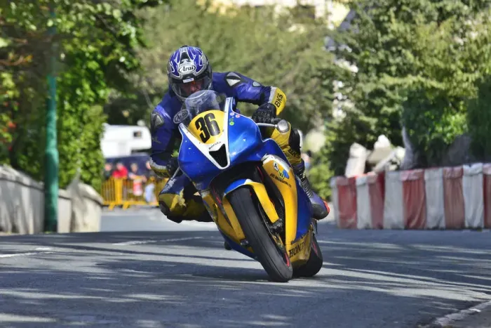 Framed Print : Andy Lovett (Honda) 2014 Senior Manx Grand Prix Framed Print : Andy Lovett (Honda) 2014 Senior Manx Grand Prix