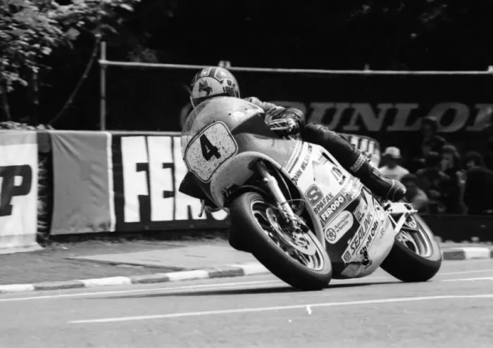 Framed Print : Andy McGladdery (Suzuki) 1986 Formula One TT Framed Print : Andy McGladdery (Suzuki) 1986 Formula One TT