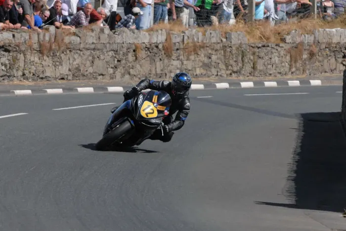 Framed Print : Andy Soar (Suzuki) 2014 Southern 100 Framed Print : Andy Soar (Suzuki) 2014 Southern 100