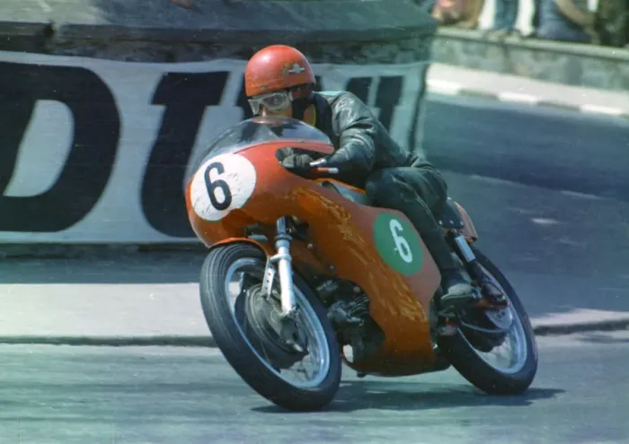 Framed Print : Angelo Bergamonti (Aermacchi) 1969 Lightweight TT