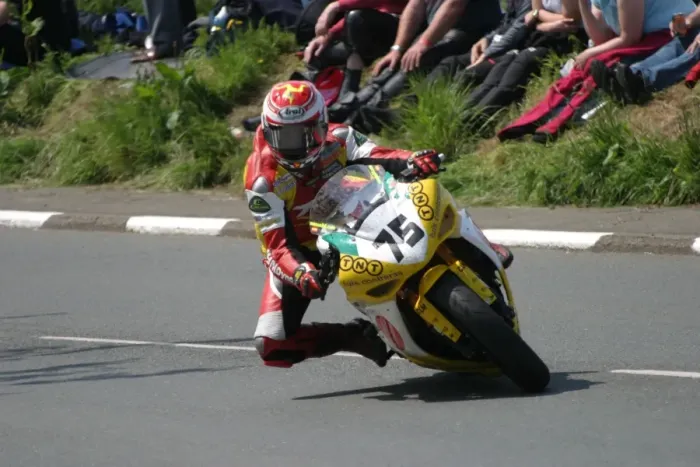 Framed Print : Antonio Maeso (Yamaha) 2007 Superbike TT Framed Print : Antonio Maeso (Yamaha) 2007 Superbike TT